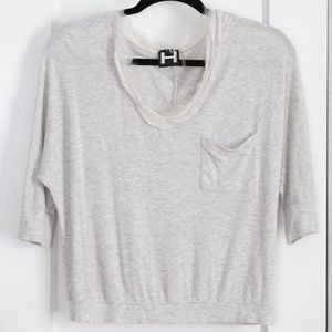 H by Bordeaux Relaxed Distressed U-Neck 3/4 shirt